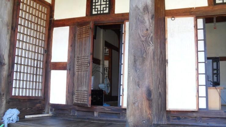 Готель Goseong Choi Pilgan'S Old House Номер фото