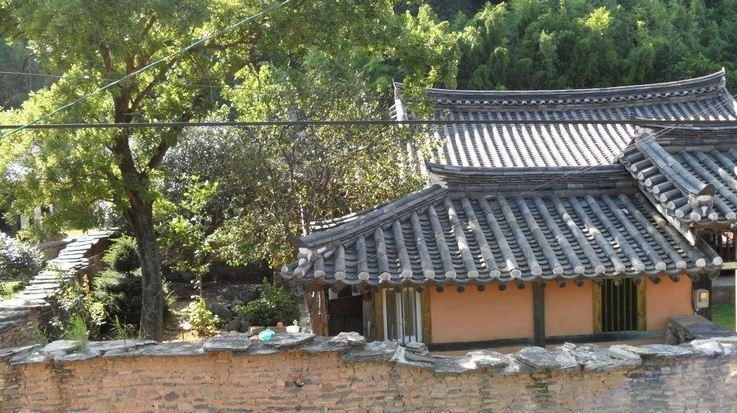 Готель Goseong Choi Pilgan'S Old House Екстер'єр фото
